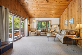 4-Bedroom Townhouse with Sauna Snow Flurry